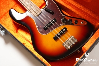 American Vintage II ’66 Jazz Bass